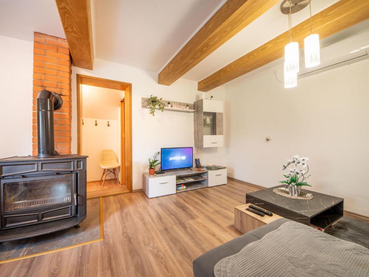 Holiday Home Tina By Interhome Tounj Zewnętrze zdjęcie